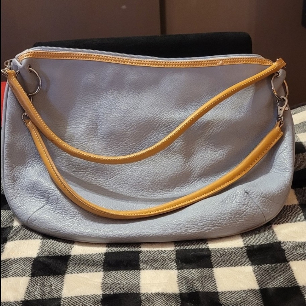 Maxx New York shoulder bag